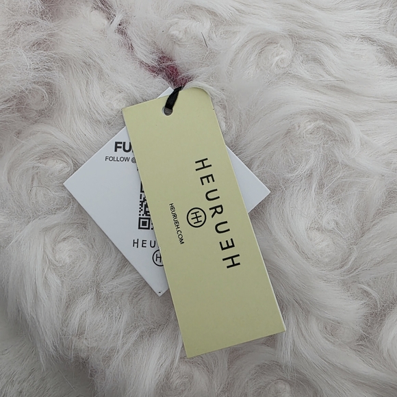NEW Heurueh Faux Fur Hybrid Pull Through Scarf Pink White - Picture 3 of 11
